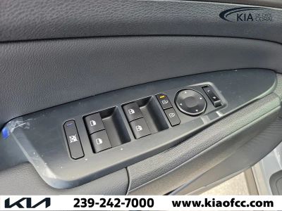 2026 Kia Sportage — photo 22 view
