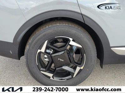 2026 Kia Sportage — photo 9 view