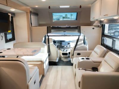 2026 Thor Motor Coach QUANTUM - Photo 3