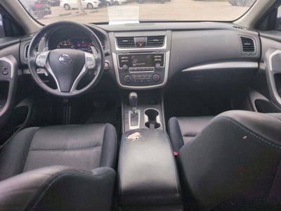 2017 Nissan Altima - Photo 14