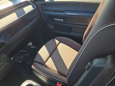 2025 Volkswagen ID. Buzz — photo 15 view