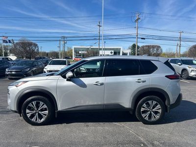 2021 Nissan Rogue SV - Photo 8