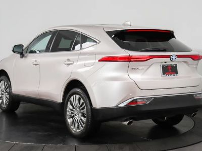 2024 Toyota Venza - Photo 3