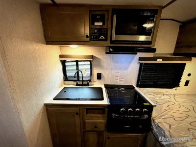 2027 Sunset Park RV Sun Lite — engine compartment view