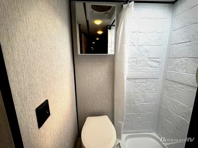 2027 Sunset Park RV Sun Lite — photo 12 view