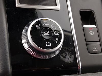 2024 Mitsubishi Outlander - Photo 21