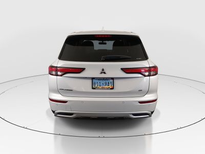 2024 Mitsubishi Outlander - Photo 6