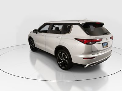 2024 Mitsubishi Outlander - Photo 5