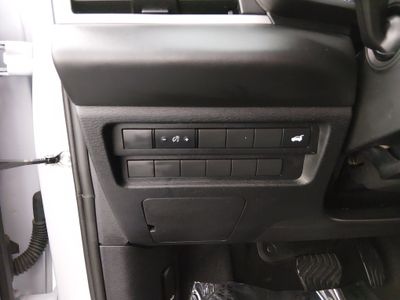 2024 Mitsubishi Outlander - Photo 13