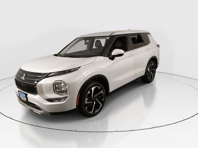 2024 Mitsubishi Outlander - Photo 3