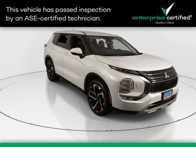 2024 Mitsubishi Outlander - Photo 1