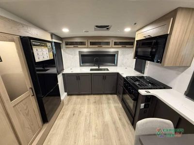 2026 Forest River RV Rockwood Signature - Photo 9