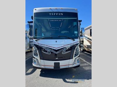 2025 Tiffin Motorhomes Zephyr FZ - Photo 2