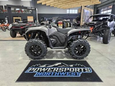 2026 Can-Am® Outlander XT 700 — front three-quarter view