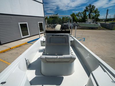 2016 Blazer Boats 2200 - Photo 17