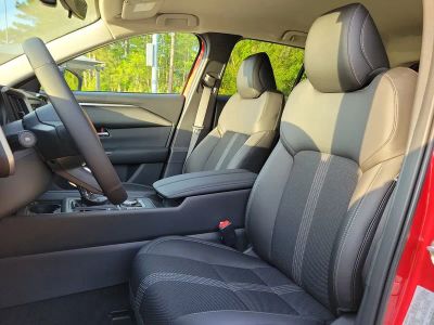2026 Mazda CX-50 — photo 17 view