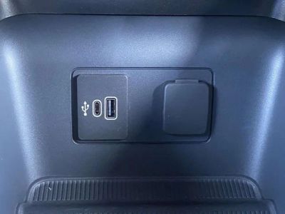 2026 Ford Explorer — photo 18 view