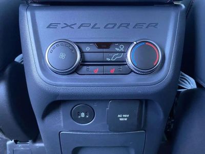 2026 Ford Explorer — photo 11 view