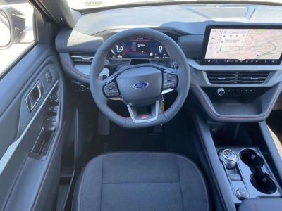 2026 Ford Explorer — photo 10 view
