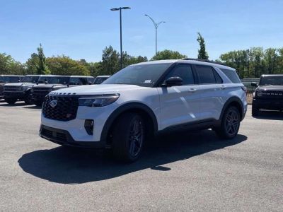 2026 Ford Explorer — photo 7 view