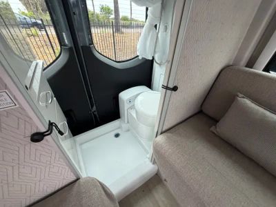 2026 Thor Motor Coach TRANQUILITY - Photo 12