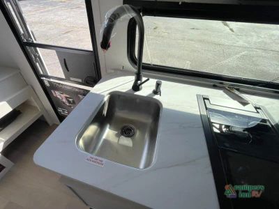 2027 Grand Design Transcend One — photo 25 view