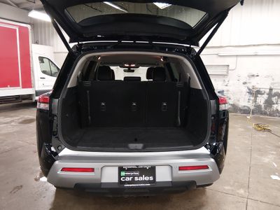 2025 Nissan Pathfinder - Photo 11