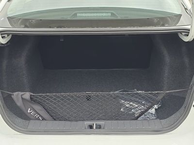2025 Nissan Versa - Photo 12