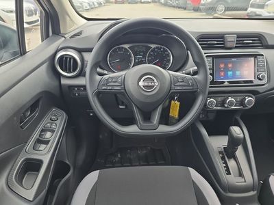 2025 Nissan Versa - Photo 15