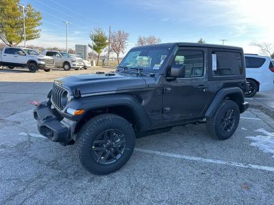 2026 Jeep Wrangler - Photo 9