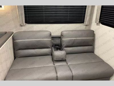 2023 Coachmen RV Catalina Legacy - Photo 5