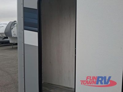 2026 Gulf Stream RV Yellowstone - Photo 6