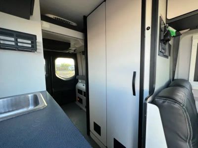 2027 Winnebago REVEL SPORT — photo 10 view