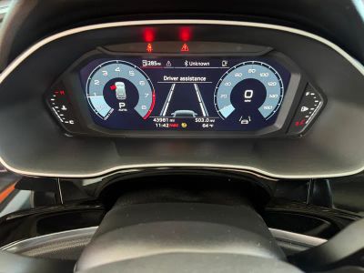 2024 Audi Q3 — photo 11 view