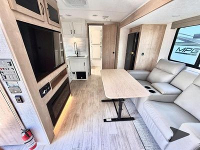 2024 Palomino SolAire - Photo 4