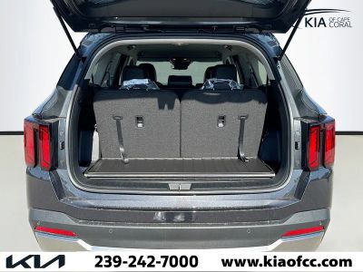 2026 Kia Sorento — photo 11 view