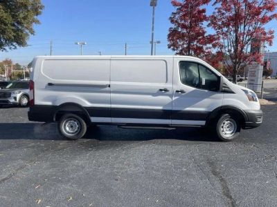 2026 Ford Transit-250 - Photo 2
