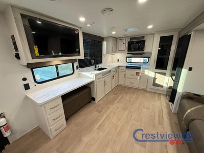 2026 Grand Design Transcend - Photo 6