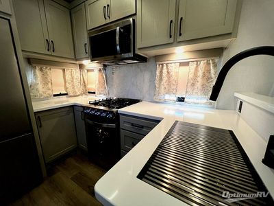 2025 Palomino Columbus - Photo 38