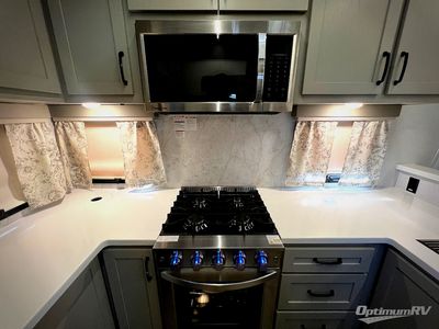 2025 Palomino Columbus - Photo 39