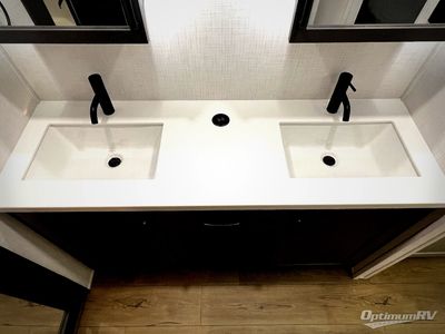 2025 Palomino Columbus - Photo 62