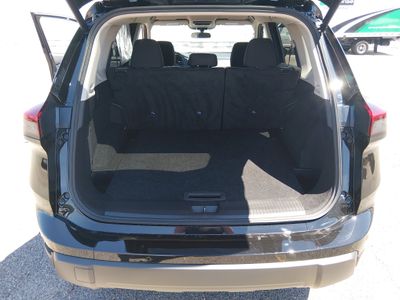 2025 Nissan Rogue — photo 11 view