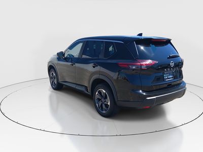 2025 Nissan Rogue — detail view