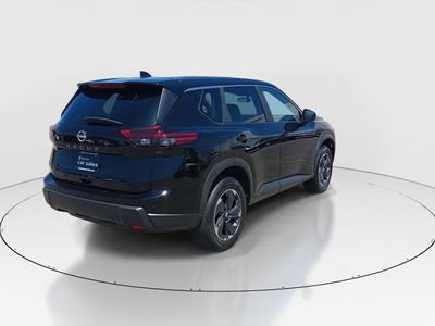 2025 Nissan Rogue — photo 7 view