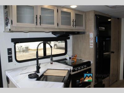 2026 Forest River RV Cherokee Grey Wolf - Photo 9