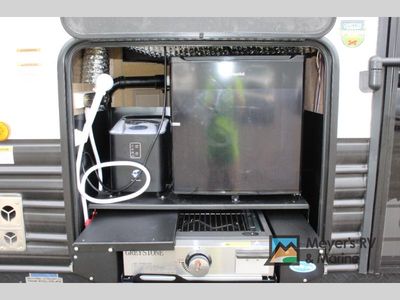 2026 Forest River RV Cherokee Grey Wolf - Photo 7