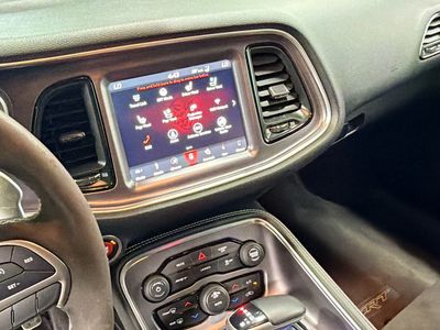2018 Dodge Challenger - Photo 25