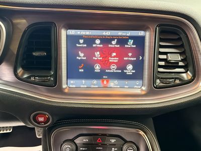 2018 Dodge Challenger - Photo 27