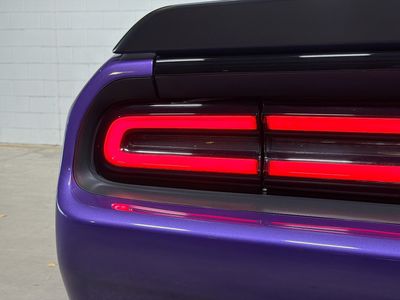 2018 Dodge Challenger - Photo 11