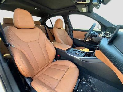 2025 BMW 3 Series — photo 15 view